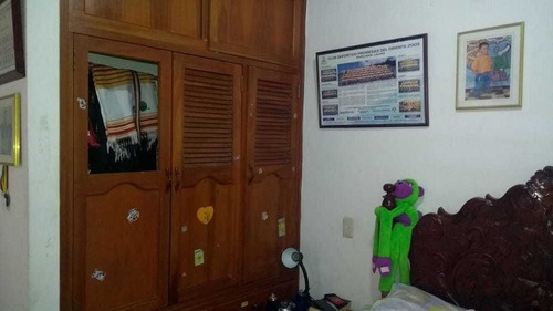 Venta De Casa 3 Niveles Con Excelente Renta - 03