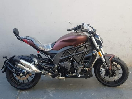 Imagen 21 de 25 de Benelli 502 C