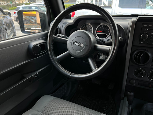 Jeep Wrangler 3.8 Unlimited Sahara 4x4 At