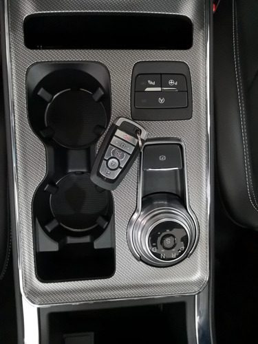 Imagen 9 de 14 de Ford Edge St