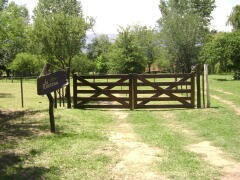 Complejo De 2 Cabañas Con Pileta Y Vistas Únicas