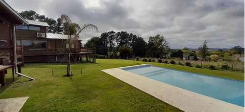 Importante Cabaña De Troncos Muy Panoramica