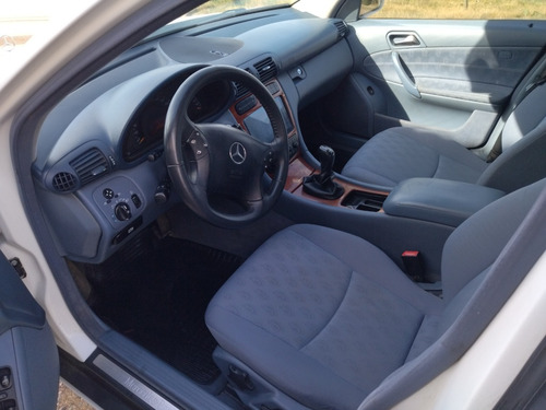 Imagen 12 de 12 de Mercedes Benz C200 Kompressor, Permuto