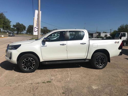 Imagen 5 de 9 de Toyota Hilux 2022 2.8 Cd Srx 177cv 4x4 At