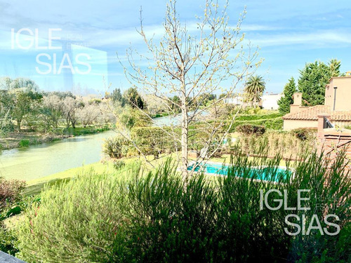 Casa Al Lago En Venta 4 Dormitorios En Las Glorietas, Nordelta
