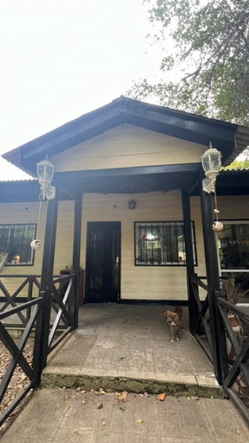 Casa En Venta - 2 Dormitorios 2 Baños - 2.000mts2 - Punta Indio