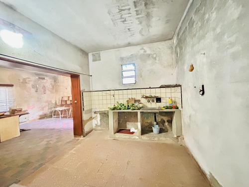 Casa 5 Ambientes En Venta En Lomas De Zamora A Reciclar!