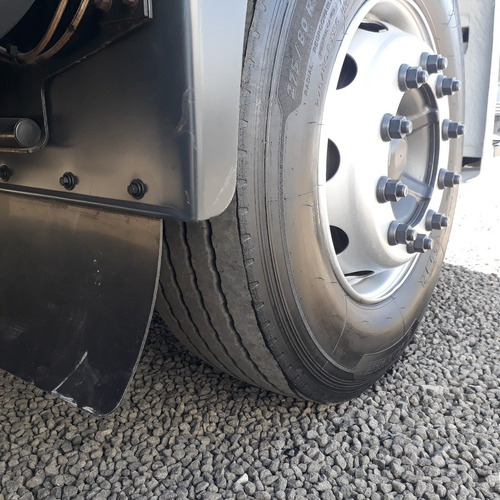 Imagem 13 de 15 de Volvo Vm 270 Euro 5