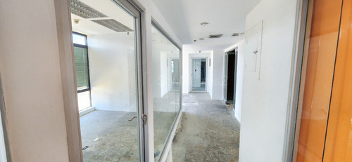 Oficina Alquiler Altamira 635 Mts2 Sonmetros2