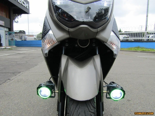 Motos Yamaha N-max