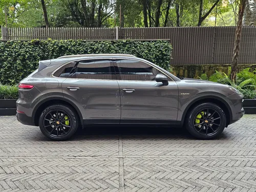 Porsche Cayenne 3.0 S E-hybrid Platinum Edition
