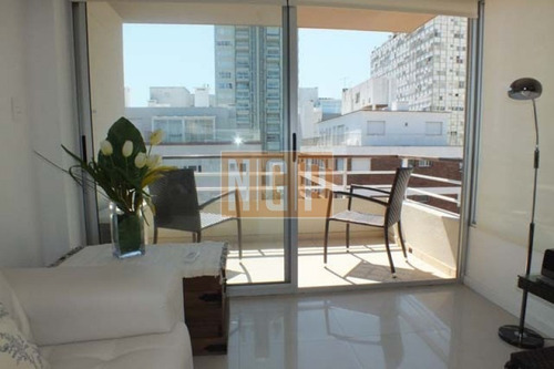 En Peninsula Departamento- Ref: 4089
