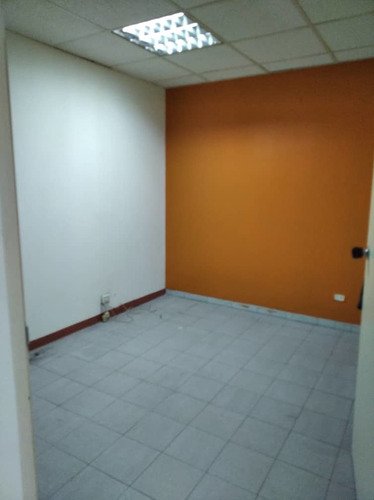 Imagen 5 de 9 de Oficina En Alquiler
