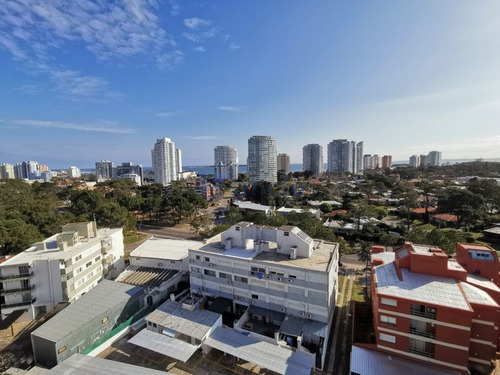 Imagen 15 de 25 de Punta Del Este Zona Brava