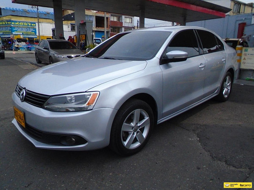 Volkswagen NUEVO JETTA 2.0 Trendline