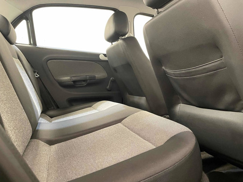 Imagen 12 de 15 de Volkswagen Voyage Confortline Plus