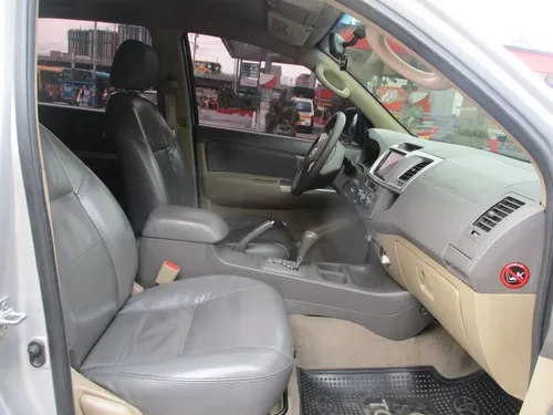 Toyota Fortuner Sr5 4x2 2700cc At Aa