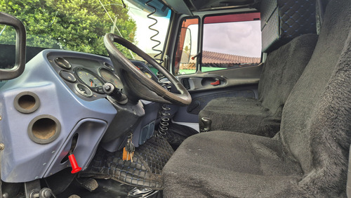 Mb 1620 2004 Caçamba