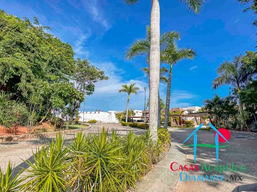 Cad La Cima Ps 14, 15 Y 16. Tres Lotes Residenciales Con Vista Al Mar En El Prestigioso Fraccionamiento La Cima