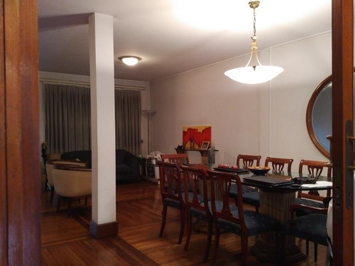 Imagen 5 de 27 de Venta- Excelente Casa - 8 E/ 41 Y 42 - Lote 10x60! La Plata