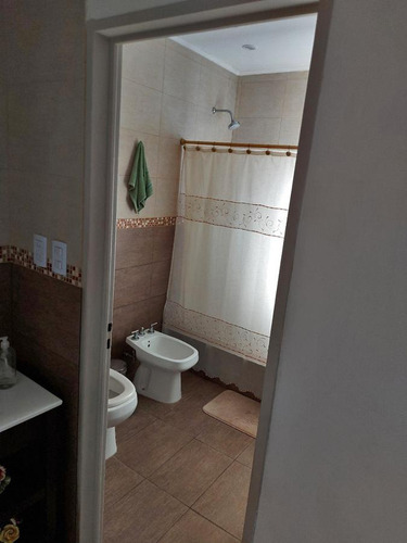 Casa En Venta - 4 Dormitorios 2 Baños 1 Toilette - 1600mts2- General Rodriguez