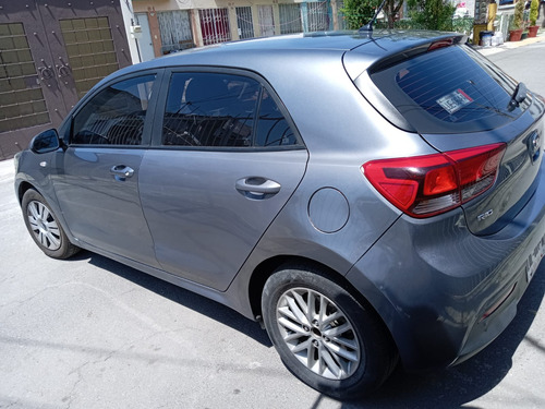 Kia Rio 1.6 Lx Hatchback Mt