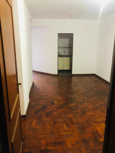 Imagen 3 de 24 de Oportunidad Nueva Córdoba 1 Dormitorio Con Patio Al Corazón Del Edificio Y Sin Inquilino Mira El Video !!
