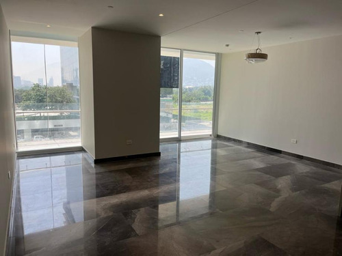 Departamento En Venta En Colonia Valle Del Campestre, San Pedro Garza García, Nuevo León