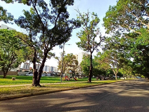 Imagen 5 de 5 de Liliana Martinez 95 M2 Amplio Apartamento La Granja Excelente Ubicacion 142692