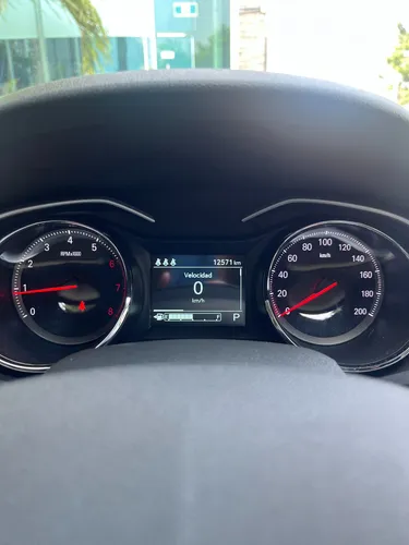 Chevrolet Onix 1.0T Premier Sedan At