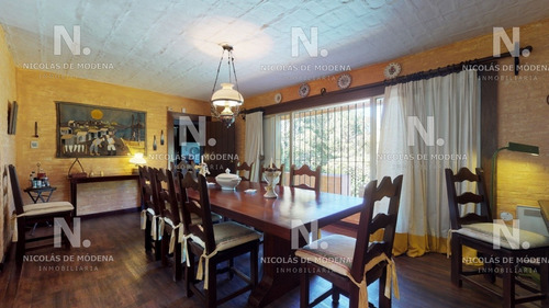 Venta De Casa 7 Dormitorios En Barrio Golf- Ref: 664