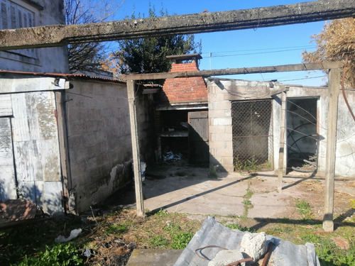 Imagen 11 de 24 de Vende Casa De 2 Plantas En Camino Mendoza A 500 Metros De La Perimetral
