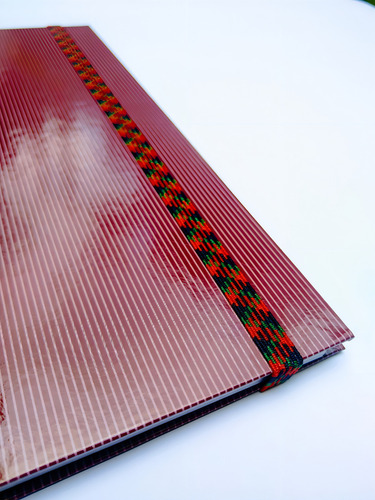Libreta Francesa 100 Hojas Raya Pasta Dura Doble Arillo Color Rojo Oscuro