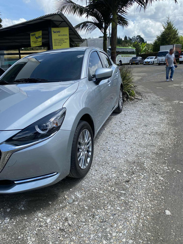 Mazda 2 Sedan 1.5 Grand Touring