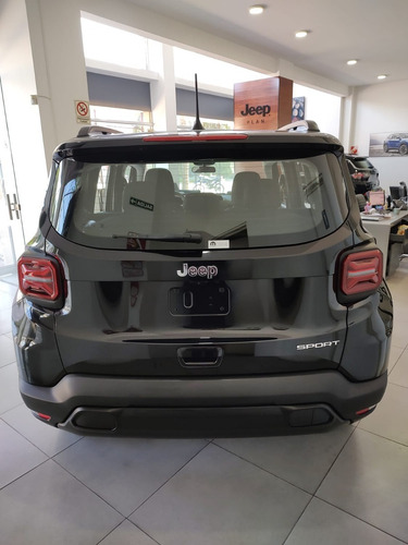 Imagen 5 de 25 de Jeep Renegade Sport 1.8