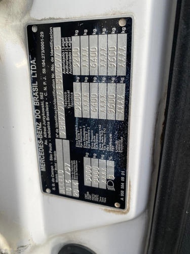 Mb Accelo 1016 2014 6x2 Truck Bau Bebidas 710 915 8160 815