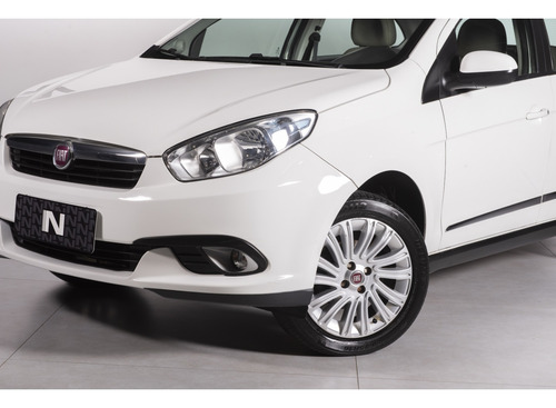 Fiat Grand Siena 1.6 MPI ESSENCE 16V FLEX 4P MANUAL