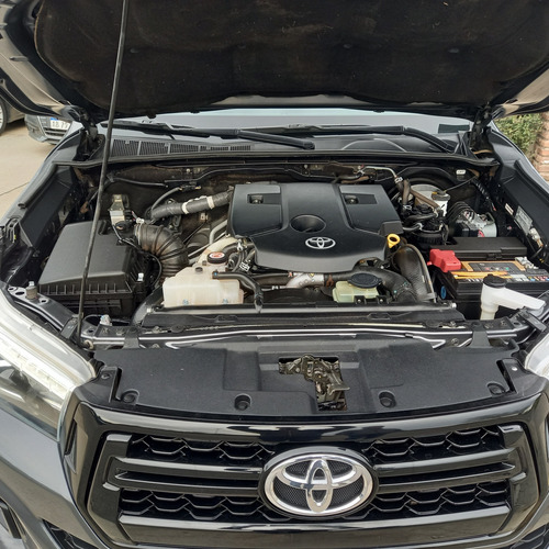 Toyota Hilux 2.8 Cd Srx 177cv 4x4