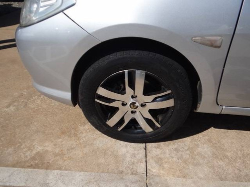 Imagem 11 de 11 de Renault Symbol 1.6 Expression 16v Flex 4p Manual