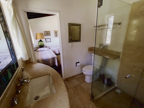 Residencia En Venta En Fracc. Tamoanchan, Jiutepec Morelos.