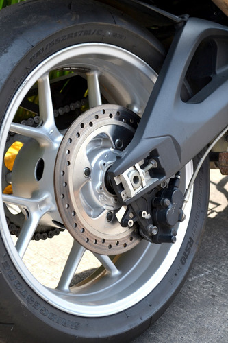 Imagen 10 de 15 de Flamante Triumph Tiger 1050 Impecable Muy Llamativa