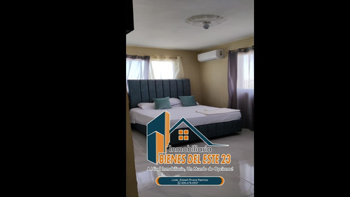 Imagen 8 de 14 de Se Alquila Apartamento Grande Amueblado En Residencial