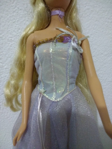 Boneca Barbie Princesa Anika (Usado)