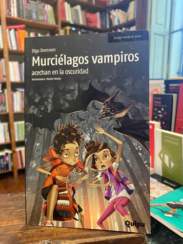 Murciélagos Vampiros Acechan En La Oscuridad