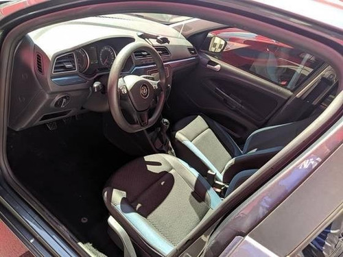 Volkswagen Voyage 1.6 Msi Total Comfortline 2017