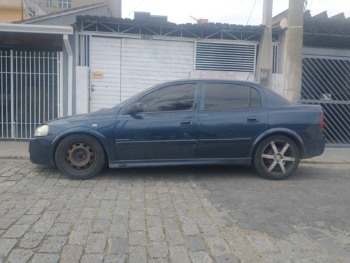 Imagem 5 de 6 de Chevrolet Astra Sedan 2004 2.0 8v 4p