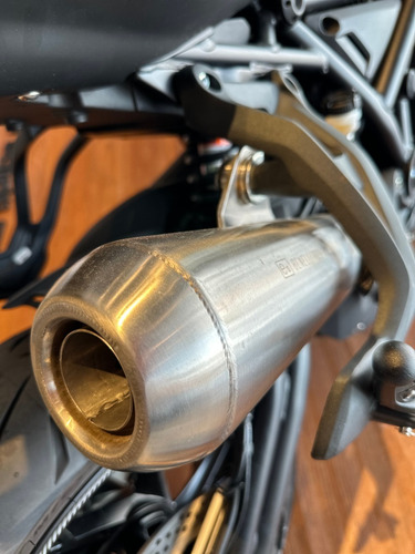 Imagen 7 de 16 de Benelli 752s