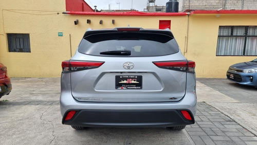 Imagen 6 de 15 de Toyota Highlander 2021 3.5 Le At