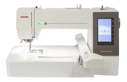 Imagen 3 de 6 de Maquina De Bordar Janome Mc 550e -- Casa Siritto