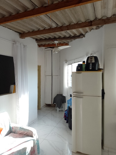 Casa Com Dois Quartos Sala Cozinha Americana Um Banheiro